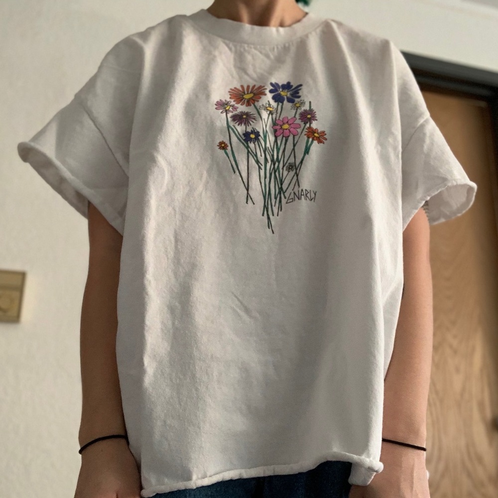 vintage white flower bundle shirt